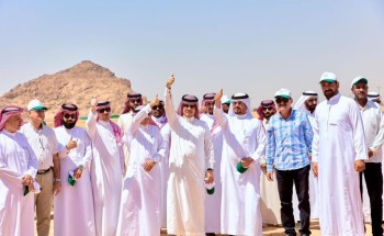 فرع وزارة البيئة بحائل ومركز البذور يقيمان اليوم الحقلي بعنوان حصاد القمح فرع وزارة البيئة بحائل ومركز البذور يقيمان اليوم الحقلي بعنوان حصاد القمح
