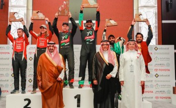 نائب أمير تبوك يتوج الفائزين بجائزة رالي تبوك تويوتا 2024 نائب أمير تبوك يتوج الفائزين بجائزة رالي تبوك تويوتا 2024