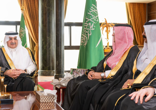 «أمير منطقة تبوك» يستقبل نائب رئيس مجلس إدارة الجمعيات التعاونية… ويؤكد دعم القطاع لتحقيق مستهدفات رؤية 2030 «أمير منطقة تبوك» يستقبل نائب رئيس مجلس إدارة الجمعيات التعاونية… ويؤكد دعم القطاع لتحقيق مستهدفات رؤية 2030