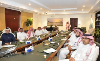 لتطوير وأنسنة المنطقة المحيطة بحي الناصرية في الدمام.. أمانة الشرقية تعقد اجتماعا مع عدد من الجهات الحكومية