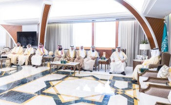 أمير الشرقية يستقبل رئيس مجلس إدارة جمعية الذوق العام أمير الشرقية يستقبل رئيس مجلس إدارة جمعية الذوق العام