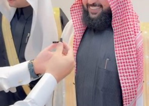 خالد اللغيصم يعلن جاهزية «منقية باشات شمر».. ويوجه دعوة خاصة لصحيفة الشمال لحضور منافسات الإبل المقبلة