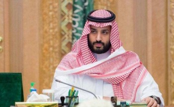 50 ألف ريال وهدايا عينية لكل أسرة من أسر الشهداء والمصابين معايدة من ولي العهد (صور)