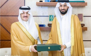 «أمير الشرقية» يطّلع على التقرير السنوي لفرع وزارة الموارد البشرية لعام 2024