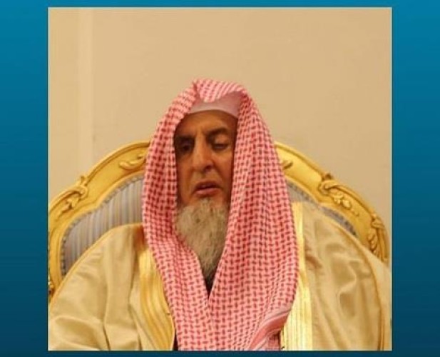 مفتي المملكة: قرارات مواجهة “كورونا” من دفع الضرر ودرء المفاسد وتقليلها وجلب المصالح