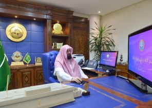 الرئيس العام لهيئة الأمر بالمعروف والنهي عن المنكر يطلق حملة (خذوا حذركم) الرئيس العام لهيئة الأمر بالمعروف والنهي عن المنكر يطلق حملة (خذوا حذركم)
