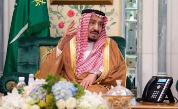 خادم الحرمين يصل مكة المكرمة لقضاء العشر الأواخر من رمضان بجوار بيت الله الحرام (صور)