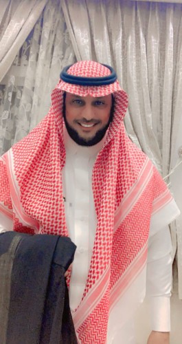 الإعلامي بن مرشد يستقبل عدد مختصر من الأهالي والأقارب في ديوانه الخاص جنوب حائل ويهنئ القيادة الرشيدة بمناسبة حلول عيد الاضحى المبارك