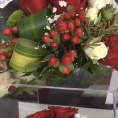 شاهد بالفيديو: هدية من فتاة لأبيها تثير تفاعل نشطاء التواصل
