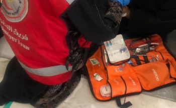 تقديم خدمات على مدار الساعة من الفرق التطوعية التابعة لهيئة الهلال الأحمر بالمسجد النبوي تقديم خدمات على مدار الساعة من الفرق التطوعية التابعة لهيئة الهلال الأحمر بالمسجد النبوي