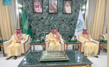 أمير منطقة حائل يستقبل منسوبي الإمارة بمناسبة عيد الفطر المبارك ويشيد بدورهم في خدمة المواطنين أمير منطقة حائل يستقبل منسوبي الإمارة بمناسبة عيد الفطر المبارك ويشيد بدورهم في خدمة المواطنين