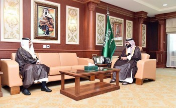 سمو الأمير محمد بن عبدالعزيز يلتقي رئيس جامعة جازان سمو الأمير محمد بن عبدالعزيز يلتقي رئيس جامعة جازان