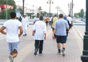 استشاري يوضح صحة مقولة إن “ممارسة الرياضية تغني عن ترك التدخين”