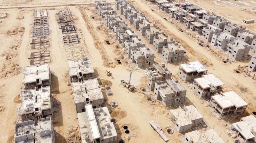 سمو نائب أمير منطقة جازان يتفقد سير العمل بمشروع ضاحية الملك عبدالله “مخطط 15” ..