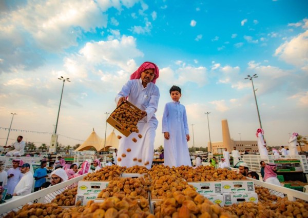 “غرفة القصيم” تستعرض “انطلقنا” في “تمور بريدة”