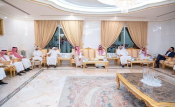 نائب أمير الشرقية يقدم التعازي لعائلة الفالح وعائلة الدخيل نائب أمير الشرقية يقدم التعازي لعائلة الفالح وعائلة الدخيل