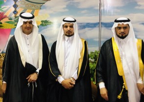 بالصور .. “الشيخ” محمد بن مصلح يحتفل بزواج ثلاثة من أبناءه بالصور .. “الشيخ” محمد بن مصلح يحتفل بزواج ثلاثة من أبناءه