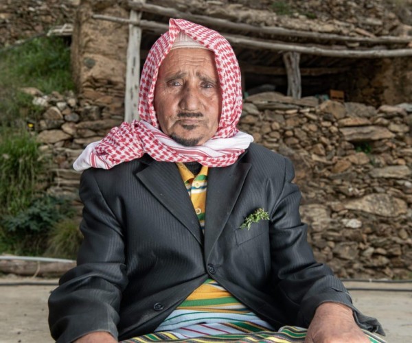 الحب بين شجرة البن و إنسان الداير حكاية عمرها مئة عام