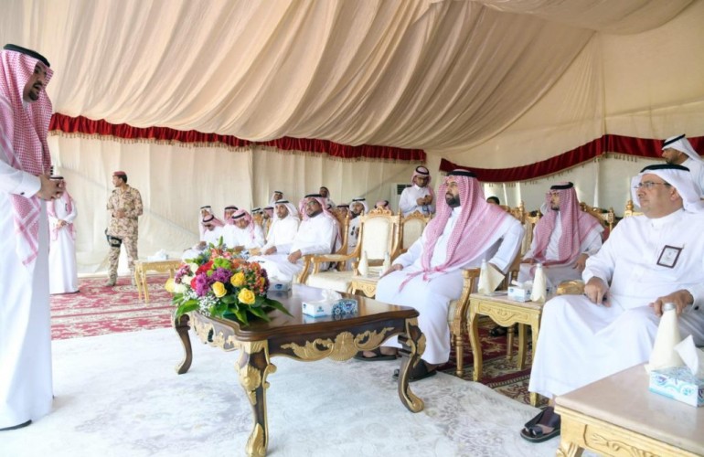 سمو الأمير محمد بن عبدالعزيز يدشن الواجهة البحرية بالكورنيش الجنوبي