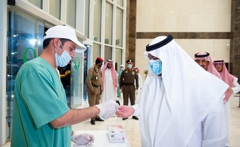 سمو الأمير محمد بن عبدالرحمن يزور مركز القيادة والتحكم بأمانة الرياض سمو الأمير محمد بن عبدالرحمن يزور مركز القيادة والتحكم بأمانة الرياض