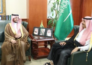 سمو محافظ المجمعة يستقبل مدير إدارة منطقة محافظات الرياض بشركة stc سمو محافظ المجمعة يستقبل مدير إدارة منطقة محافظات الرياض بشركة stc