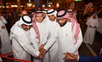*تدشین الفرع الأول لشركة المتحدة للسیارات بمكة المكرمة* *تدشین الفرع الأول لشركة المتحدة للسیارات بمكة المكرمة*
