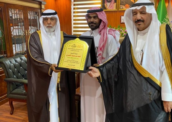 بلدية الحائط و”نادي أثر” يطلقان فريق عمل مشتركاً لتطوير المواقع التاريخية وتعزيز جودة الحياة بلدية الحائط و”نادي أثر” يطلقان فريق عمل مشتركاً لتطوير المواقع التاريخية وتعزيز جودة الحياة