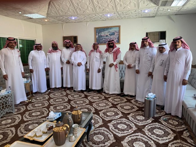 كان في استقبالهم المحافظ “عبيد الحربي” .. انطلاق فرع جمعية نخبة الشمال للانقاذ بمحافظة طبرجل