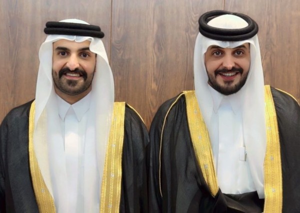 ليلة من الفرح في جنوب حائل.. داموك بن رشيد الداموك الرشيدي يحتفل بزواج أبنائه “عبدالرحمن ووليد” في قاعة الفارس للإحتفالات