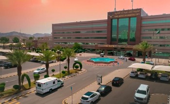 أكثر من ٢٤٠ معلما وطالبا بإدارة تعليم مكة يستفيدون من مبادرة التطبيق العملي لمبادئ العلوم الصحية بطبية مكة
