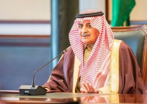 أمير تبوك يؤكد على أهمية الدور المناط بالمحافظين في نقل الصورة الحقيقية التي يشعر بها المواطن والمواطنة وتلمس احتياجاتهم وخدمتهم أمير تبوك يؤكد على أهمية الدور المناط بالمحافظين في نقل الصورة الحقيقية التي يشعر بها المواطن والمواطنة وتلمس احتياجاتهم وخدمتهم