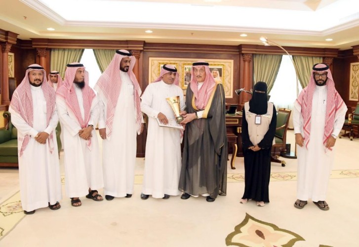 سمو أمير منطقة جازان يتسلم التقرير السنوي للجمعية السعودية للتربية الخاصة..