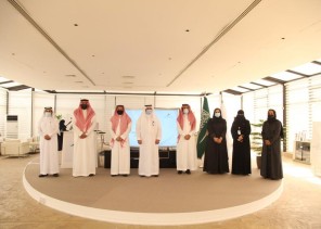 وزير الشؤون البلدية والقروية والإسكان: القطاع العقاري أحد أكثر القطاعات جذباً للاستثمار وزير الشؤون البلدية والقروية والإسكان: القطاع العقاري أحد أكثر القطاعات جذباً للاستثمار