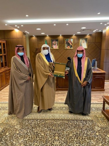 السايح يستقبل الهياف والفيصل .. وأهالي الغزالة تتوجه بالتهاني والتبريكات بمناسبة تعيينه مديرا عاما للشؤون الإسلامية بحائل