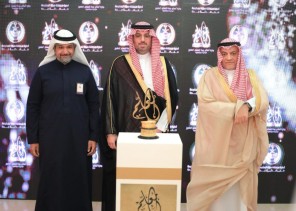 محافظ جدة يكرم المهندس” هتان حموده” محافظ جدة يكرم المهندس” هتان حموده”