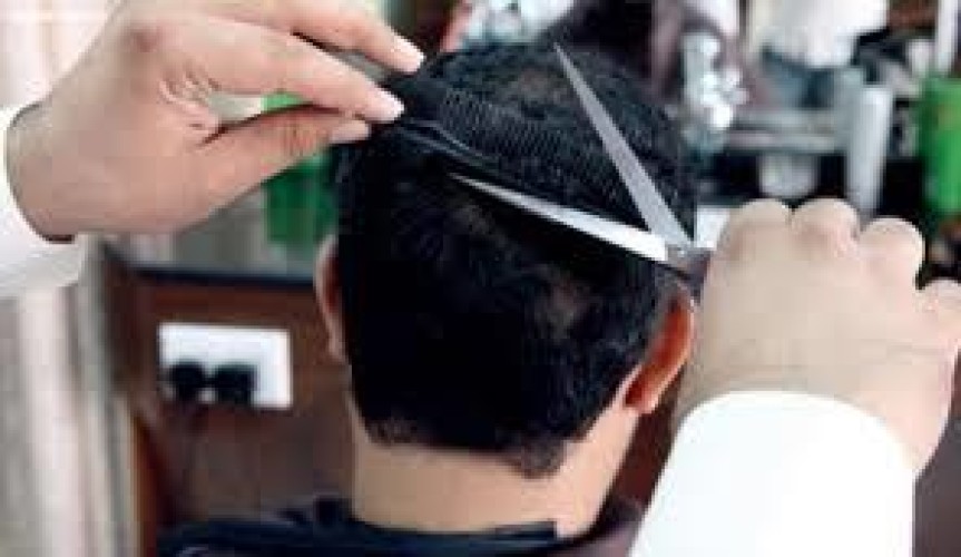 توضيح من الصحة بشأن عودة نشاطات صالونات التجميل والحلاقة والنوادي الرياضية – فيديو