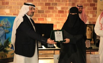 العمر والشهراني وبكر والجابري والشريم يتسلمون جوائز الفنون التشكيلية الوطنية