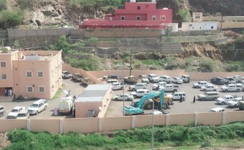 عربة الأحوال المدنية المتنقلة تقدم خدماتها لأهالي محافظة الداير