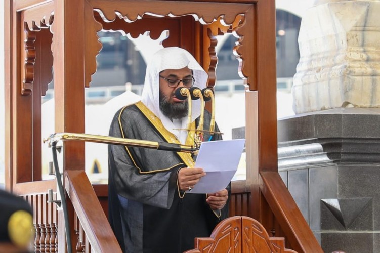 فضيلة الشيخ / سعود الشريم – في خطبة الجمعة : أروا الله من أنفسكم جدا واجتهادا في شهركم هذا
