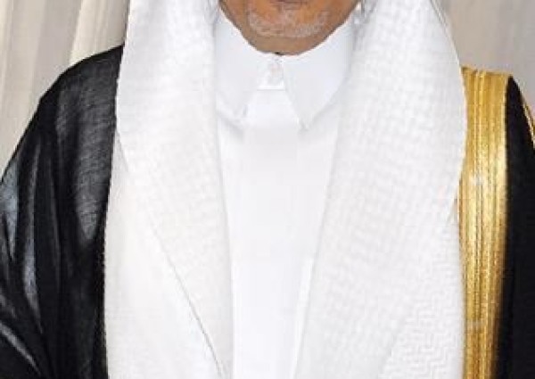 رجل الأعمال حسن بن مسفر الزهراني وإخوانه يتلقون التعازي في وفاة والدتهم