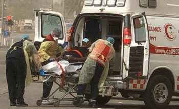 بالتعاون مع مدينة الملك فهد الطبية الهلال الأحمر ينفذ فرضية نقل حالة مصاب كورونا الجديد بالرياض بالتعاون مع مدينة الملك فهد الطبية الهلال الأحمر ينفذ فرضية نقل حالة مصاب كورونا الجديد بالرياض