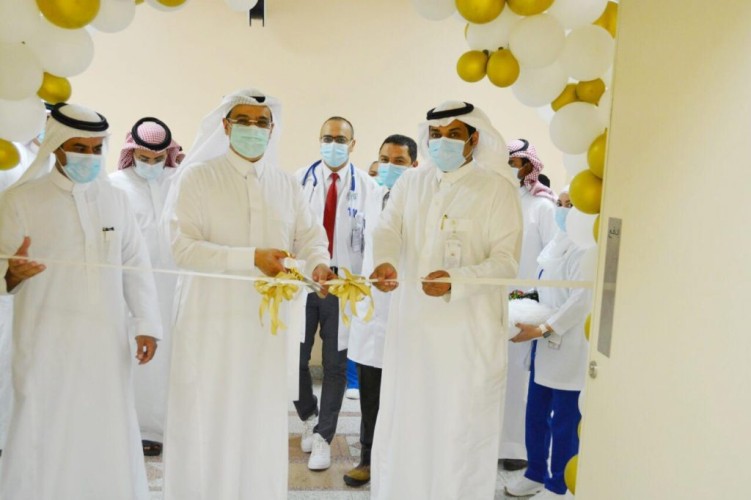 “التميمي” يتفقد سير العمل في مستشفى الرين ورويضة العرض والقويعية العام