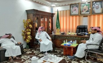 مدير تعليم صيبا يتفقد مكاتب التعليم ويقف على المشاريع المدرسية