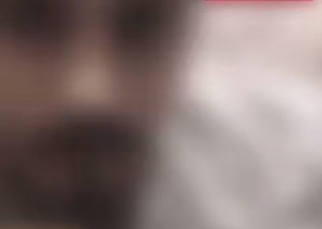 الإطاحة بـ”شخص” تحرش بـ”طفل” في مقطع فيديو بـ”نجران”