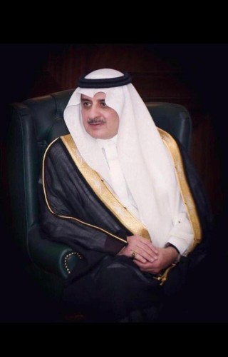 أمير تبوك يهنئ نادي نيوم بمناسبة صعود الفريق الأول لكرة القدم إلى دوري يلو لأندية الدرجة الأولى