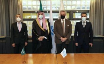 المفوض السامي لشؤون اللاجئين يشيد بعشرة أعوام من الشراكة الإنسانية مع الصندوق السعودي للتنمية المفوض السامي لشؤون اللاجئين يشيد بعشرة أعوام من الشراكة الإنسانية مع الصندوق السعودي للتنمية