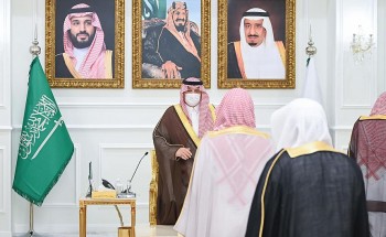 سمو أمير الحدود الشمالية يستقبل مسؤولي المنطقة والمواطنين خلال جلسته الأسبوعية