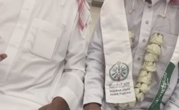 بالفيديو: البطل “عادل المظيبري الرشيدي” يطمئن الجميع بعد سنوات من الأسر .. ووالده : فرحه عارمه في قلبي وأشكر خادم الحرمين وولي عهده الأمين بالفيديو: البطل “عادل المظيبري الرشيدي” يطمئن الجميع بعد سنوات من الأسر .. ووالده : فرحه عارمه في قلبي وأشكر خادم الحرمين وولي عهده الأمين