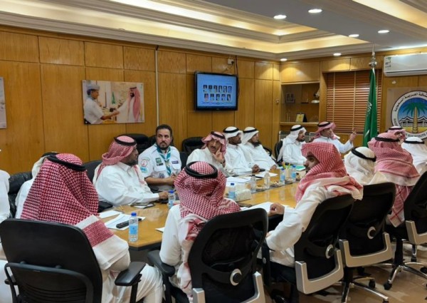 “المديرس” يترأس اجتماع أمانة جمعية الكشافة