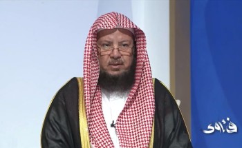 احذر ضياعها في الاستراحات والأسواق.. كيف تغتنم العشر الأواخر من رمضان؟ نصائح من الشيخ عبدالسلام السليمان (شاهد) احذر ضياعها في الاستراحات والأسواق.. كيف تغتنم العشر الأواخر من رمضان؟ نصائح من الشيخ عبدالسلام السليمان (شاهد)